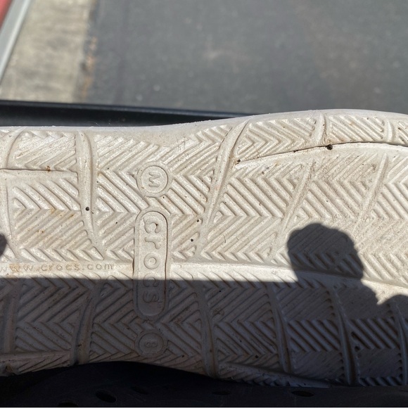 Crocs Men's Swiftwater Wave Graphite / Black Ankle-High Rubber Slip-On Shoes - Picture 12 of 13